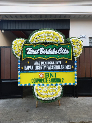 Papan Bunga Duka di Cimerang