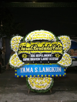 Papan Bunga Duka di Cimerang